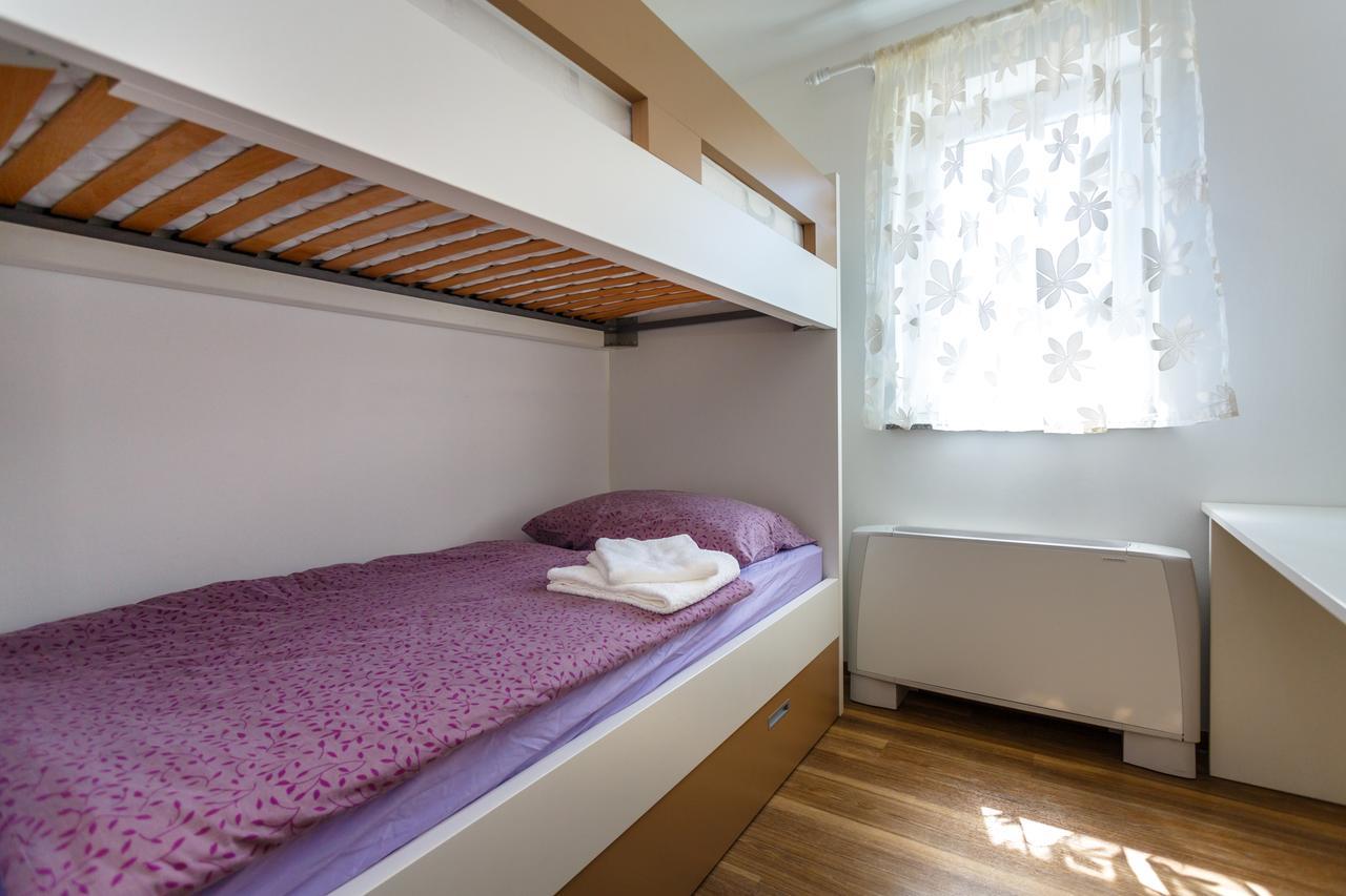 Apartments Vlado คิร์ก ภายนอก รูปภาพ
