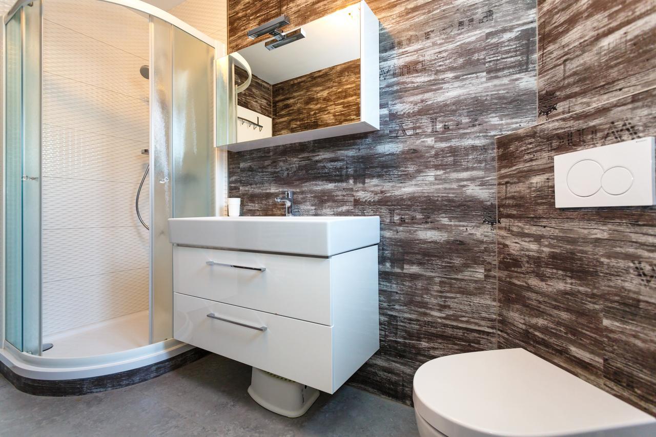 Apartments Vlado คิร์ก ภายนอก รูปภาพ